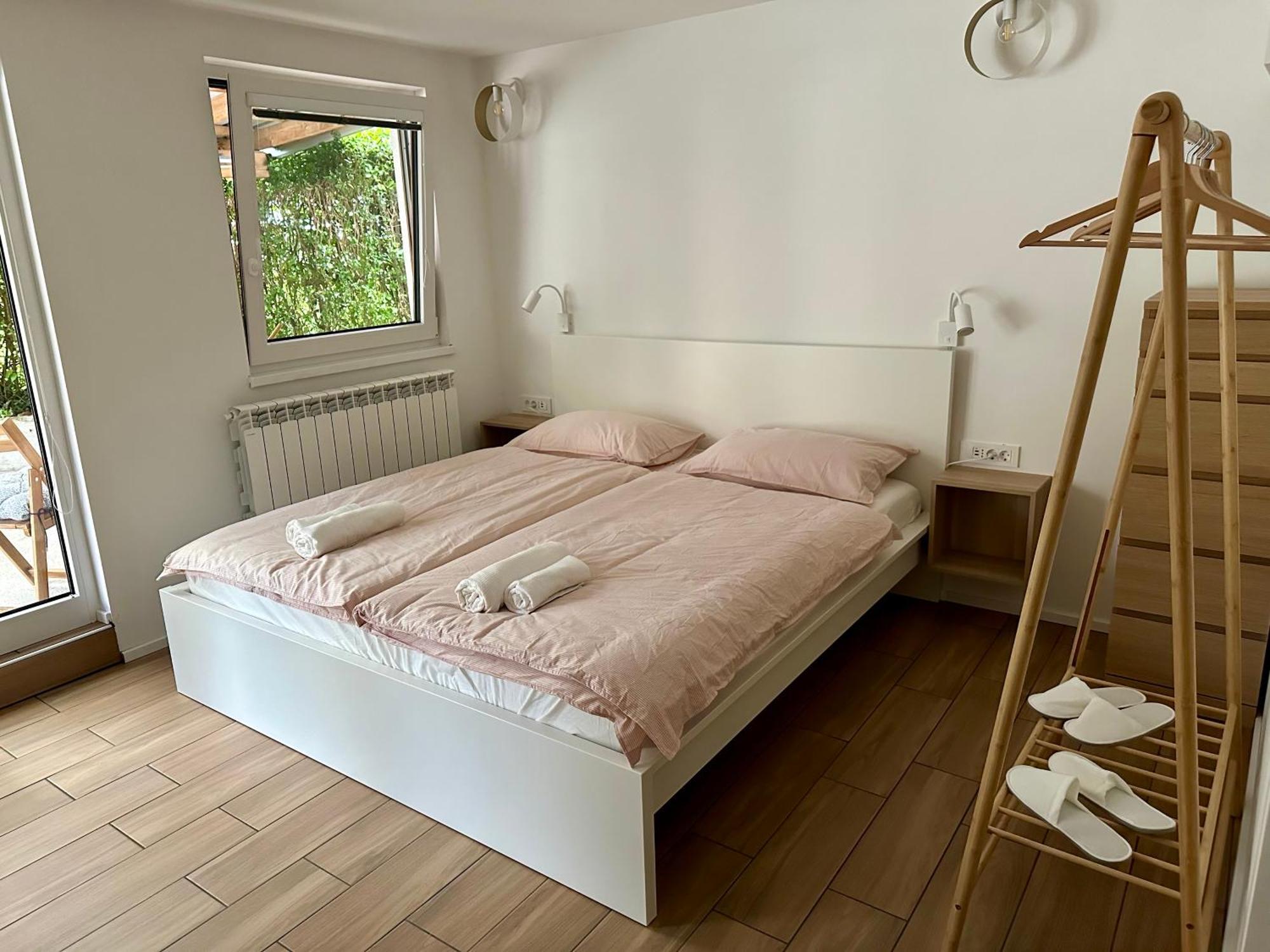 Alpine Echo Apartments โบเว็ก ภายนอก รูปภาพ